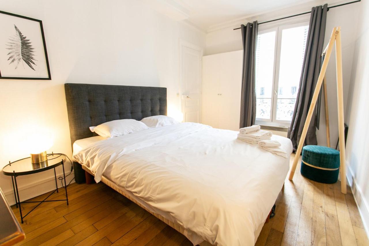 Private Apartment St Germain-Le Bon Marche Paris Luaran gambar